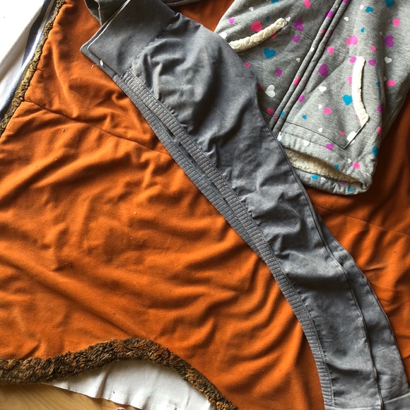 Outfit - Picture 3 of 3